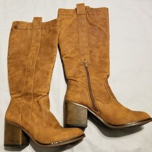Women's boots
